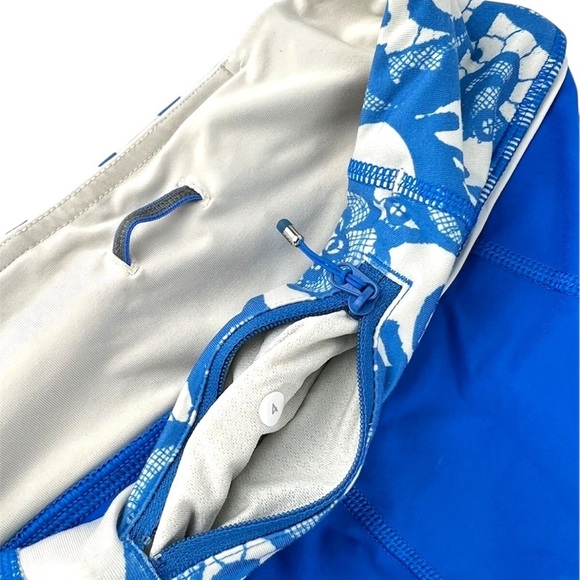 Lululemon Blue Floral Capri Leggings - Picture 10 of 12